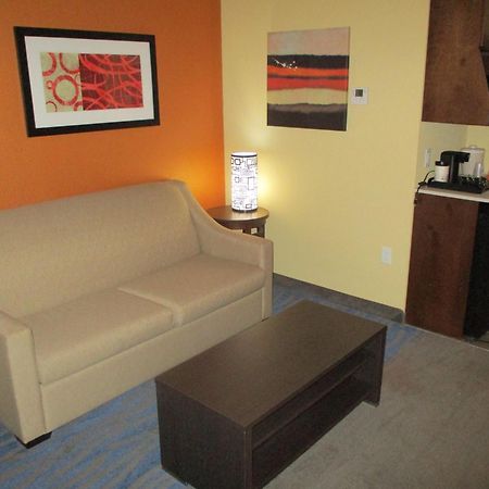 Best Western St. Louis Airport North Hotel&Suites Hazelwood Exterior foto