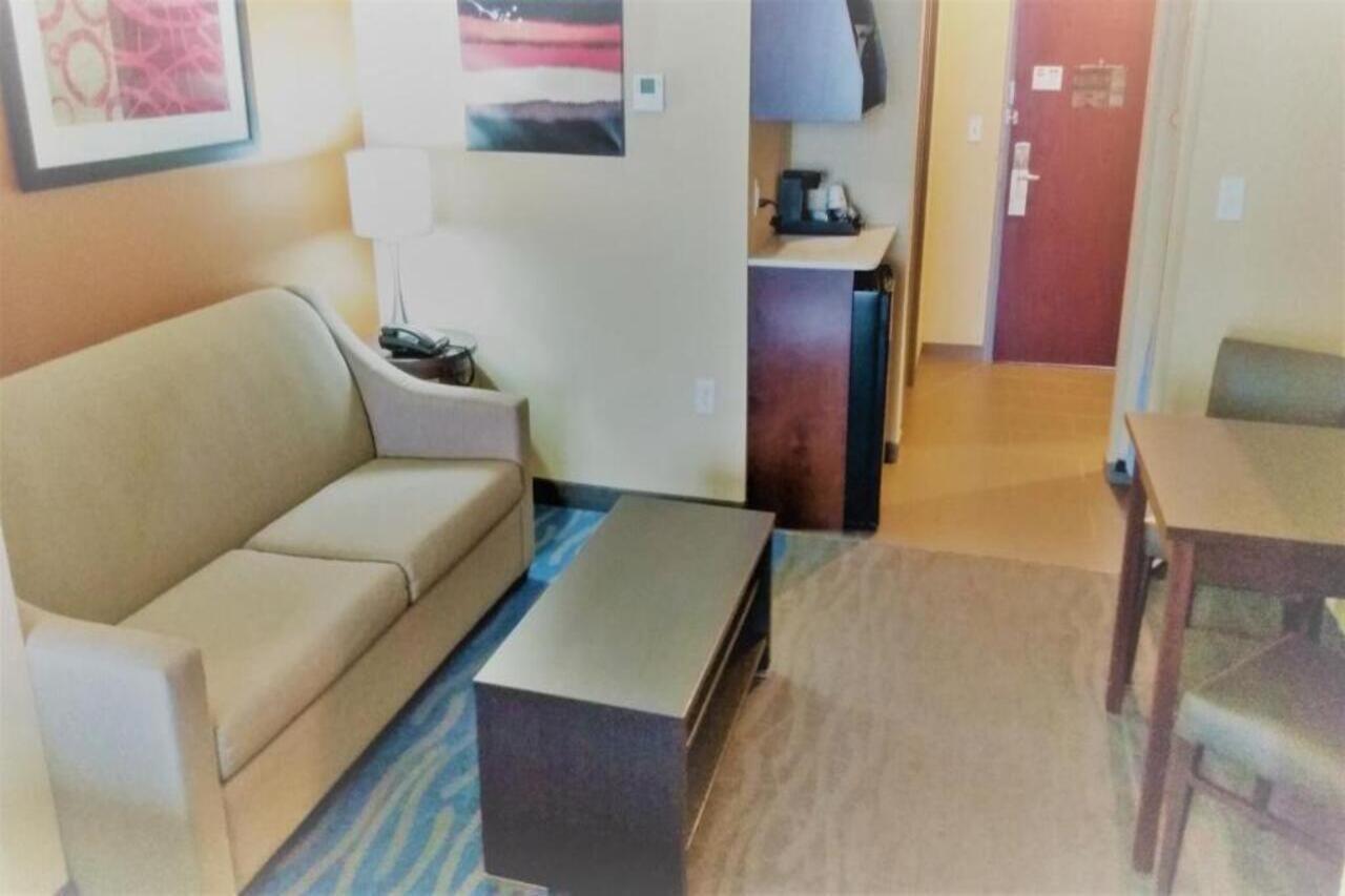Best Western St. Louis Airport North Hotel&Suites Hazelwood Exterior foto